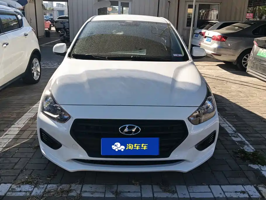 Hyundai Verna — фото 2
