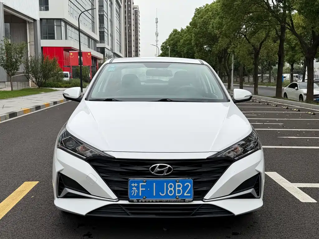Hyundai Verna — фото 2