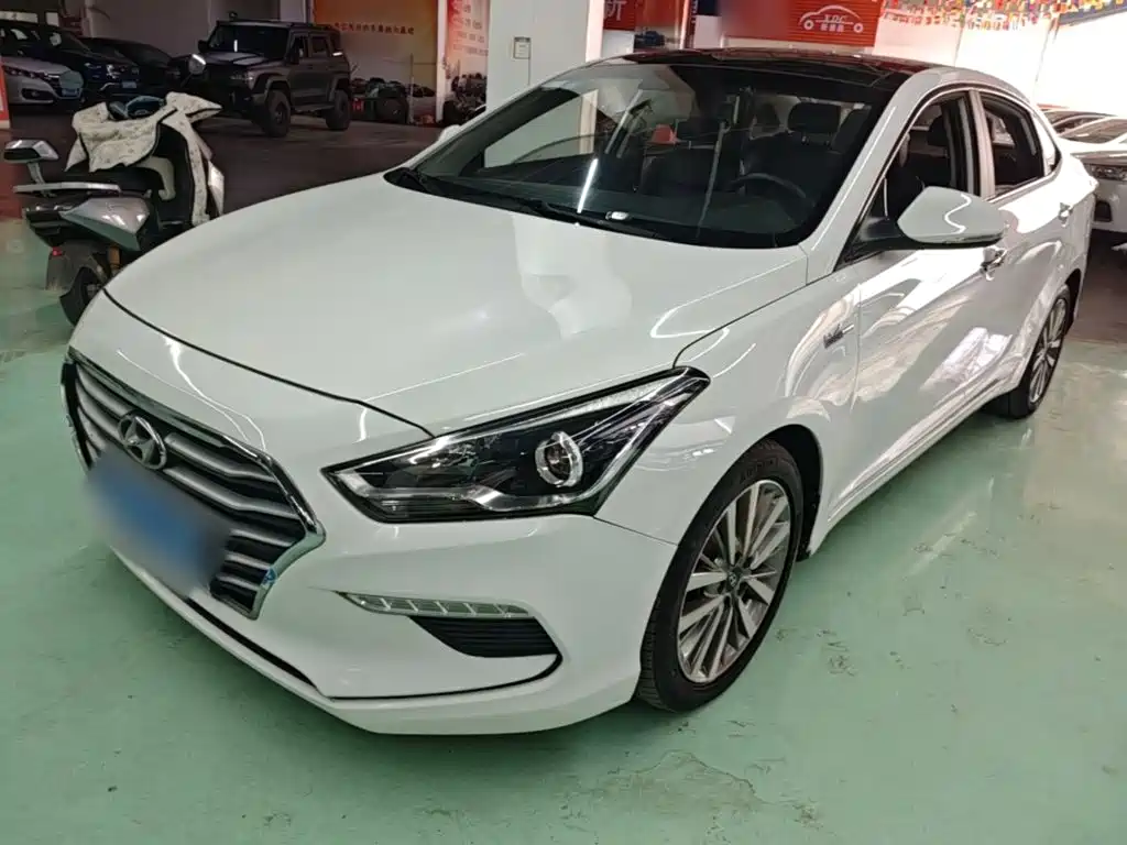 Hyundai Mistra — фото 2