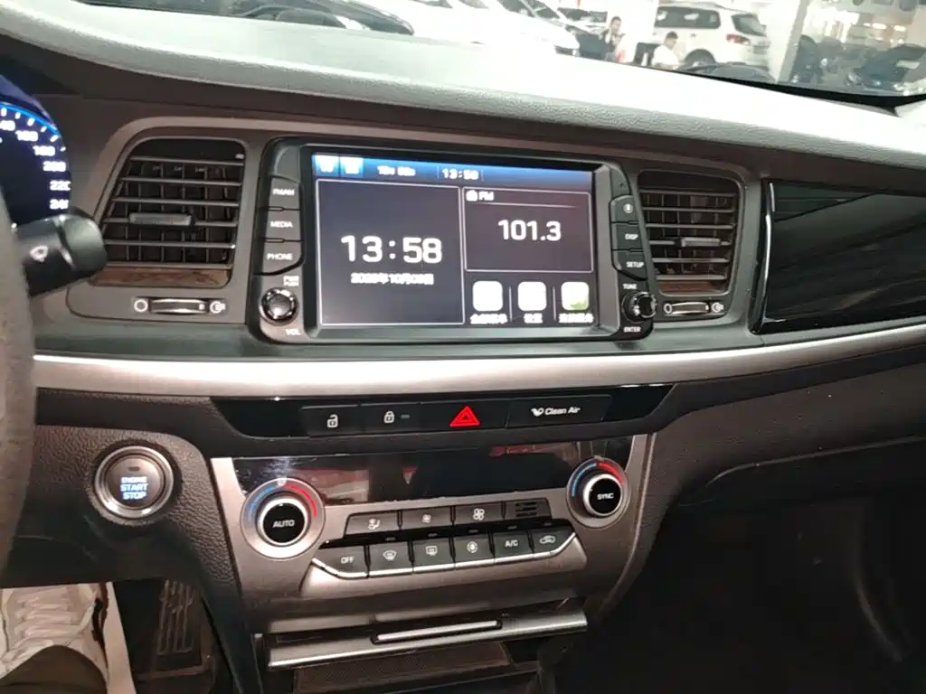 Hyundai Mistra — фото 13