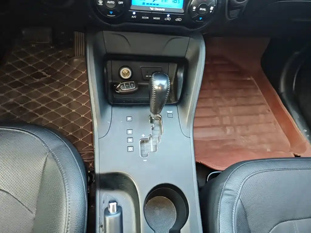 Hyundai ix35 — фото 14