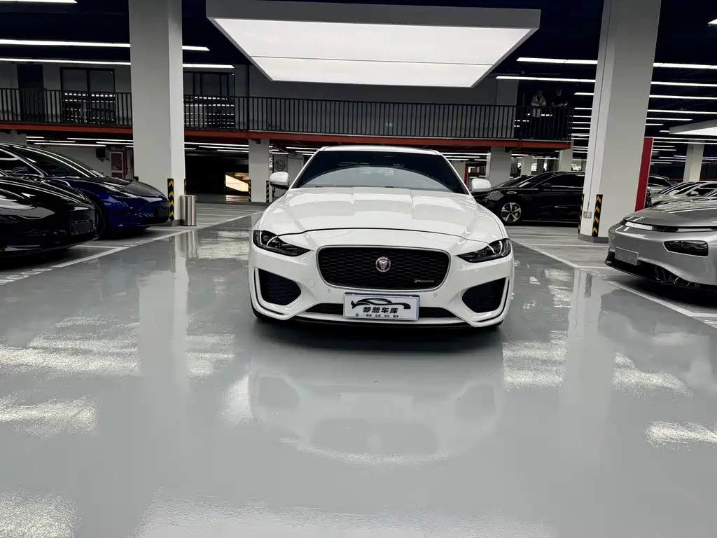 Jaguar XEL — фото 2