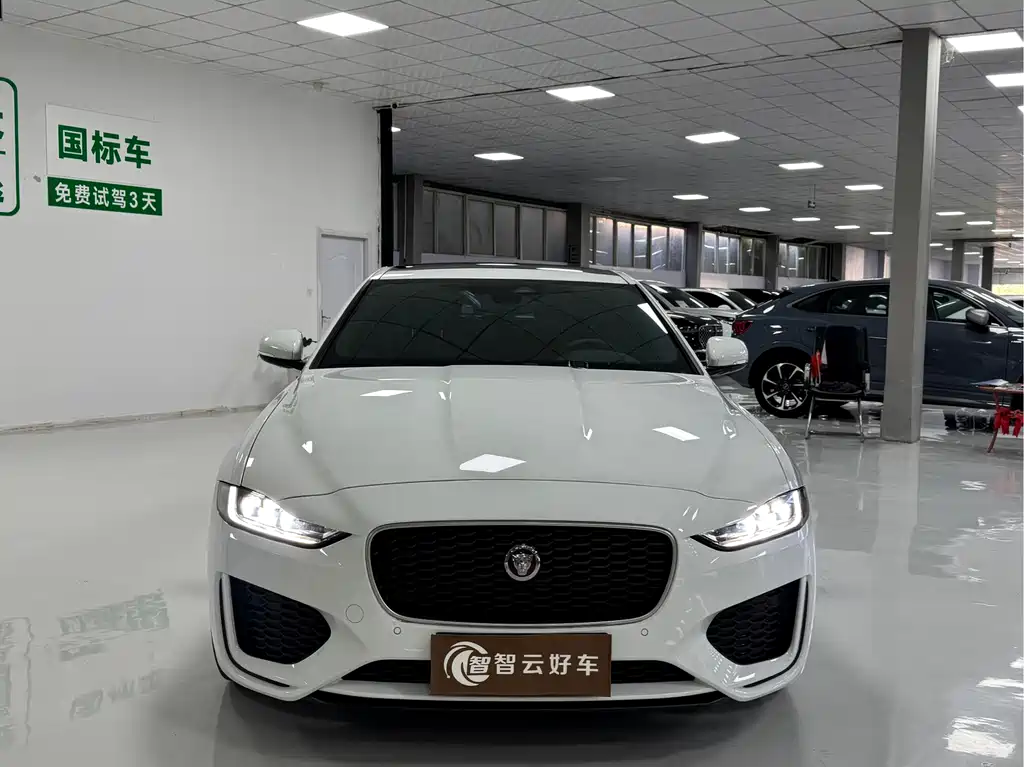 Jaguar XEL — фото 2