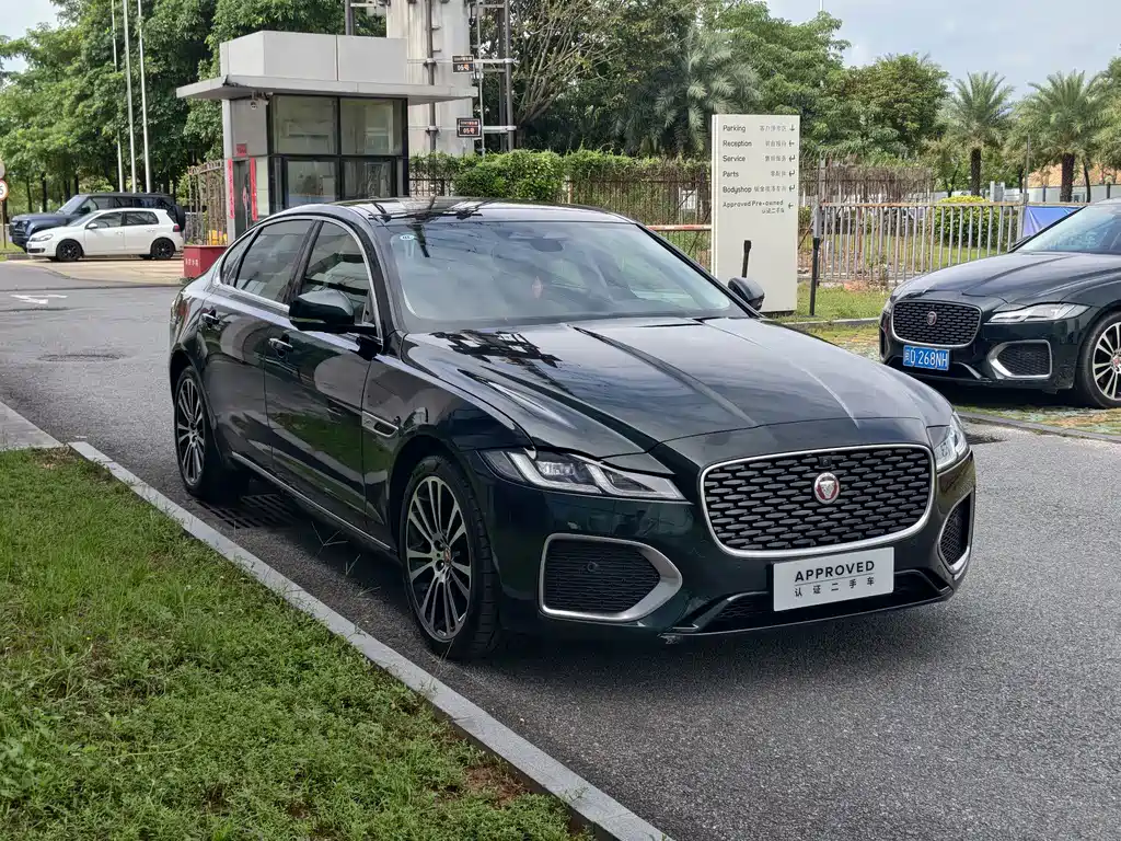 Jaguar XFL — фото 3