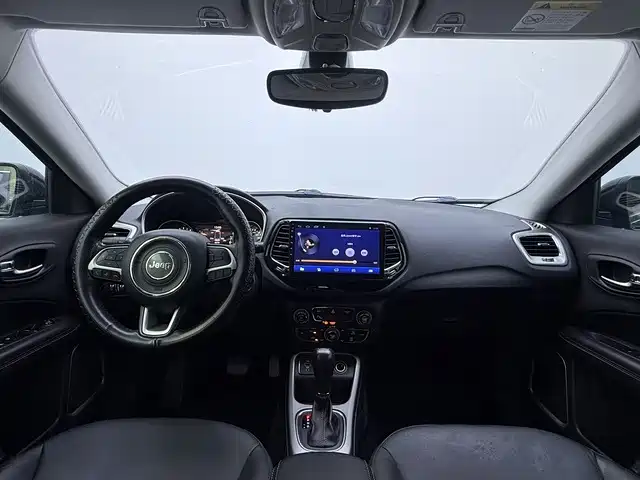 Jeep Compass — фото 2