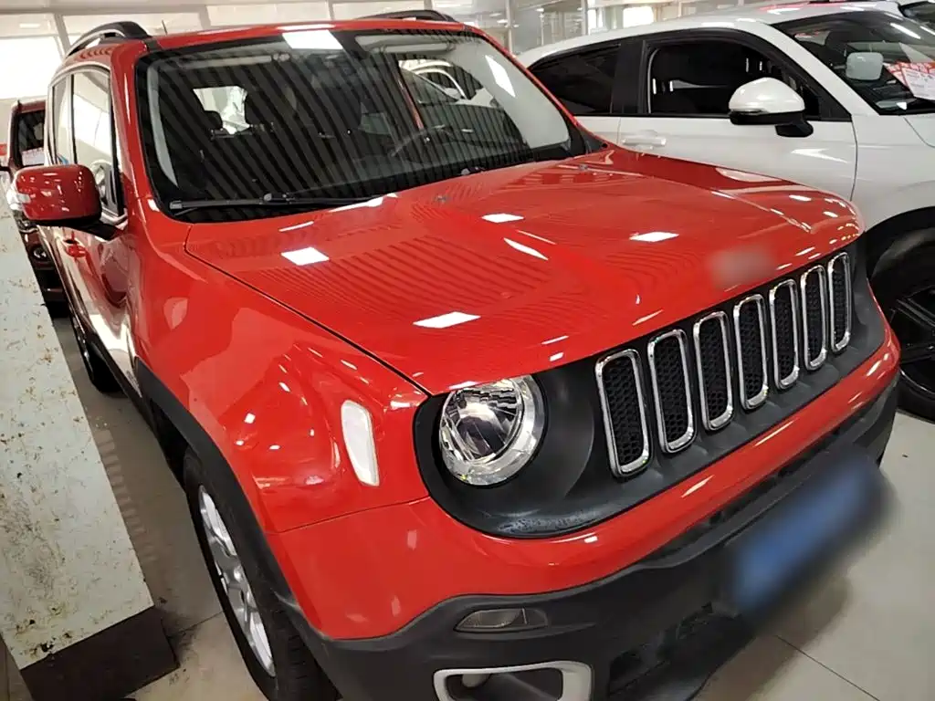 Jeep Renegade — фото 4