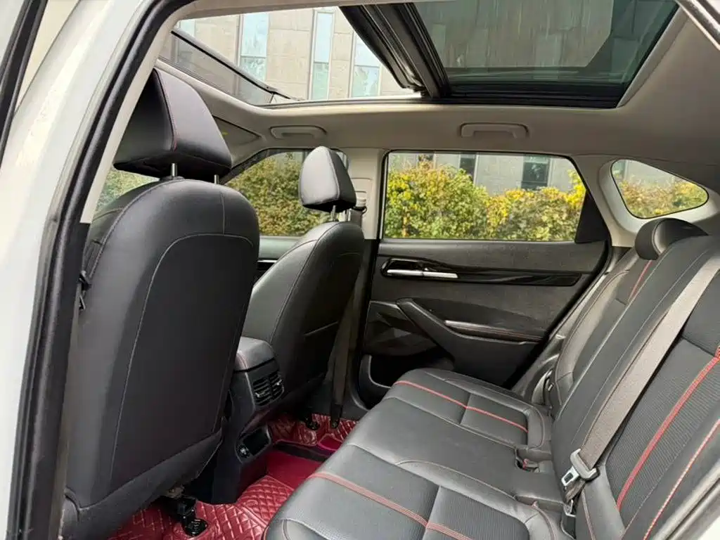 Kia KX3 — фото 11