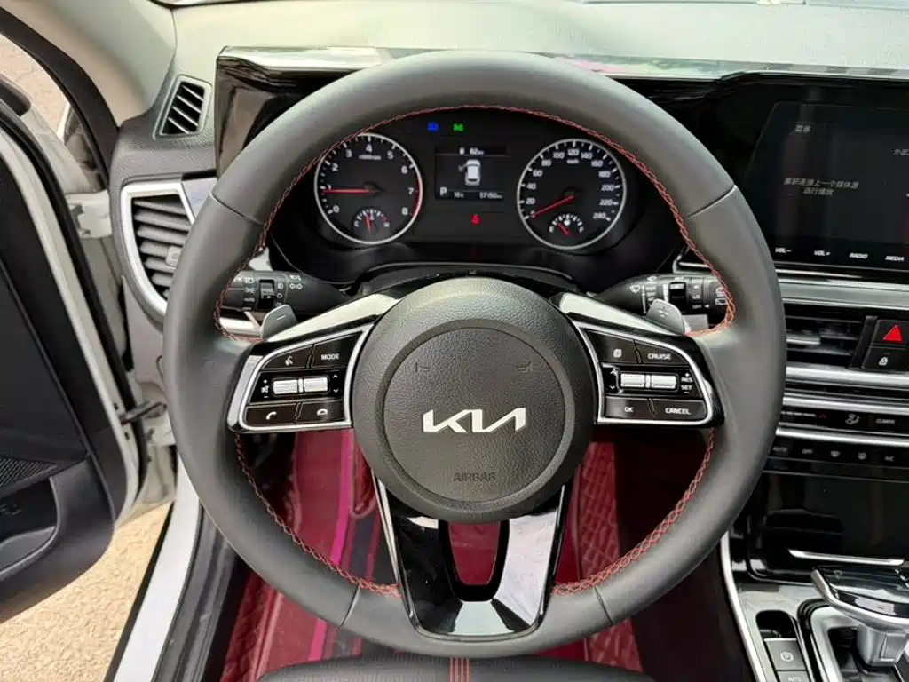 Kia KX3 — фото 9