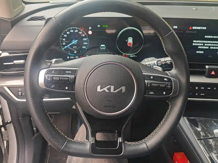 Kia Sportage — фото 15