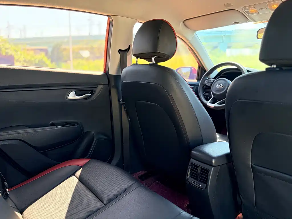 Kia KX Cross — фото 8