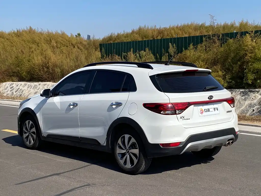 Kia KX Cross — фото 4