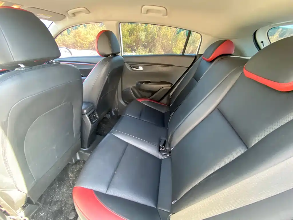 Kia KX Cross — фото 8