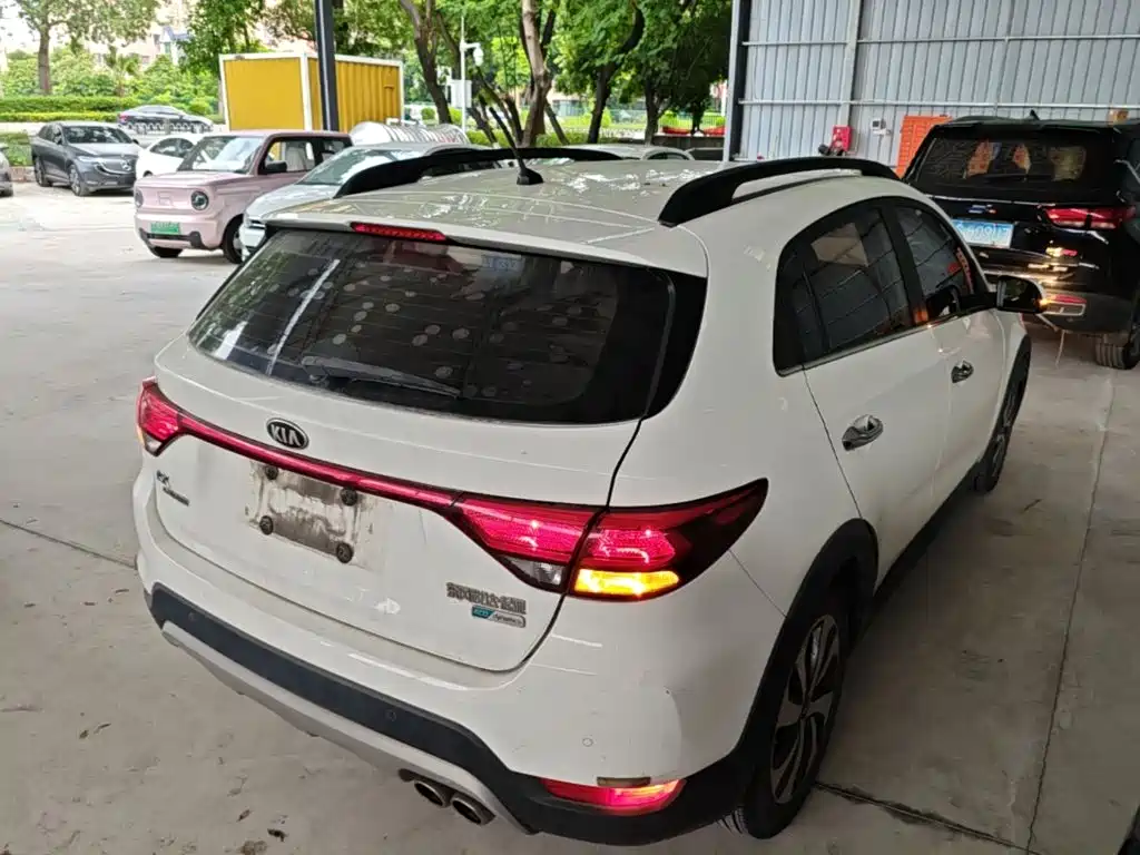 Kia KX Cross — фото 7