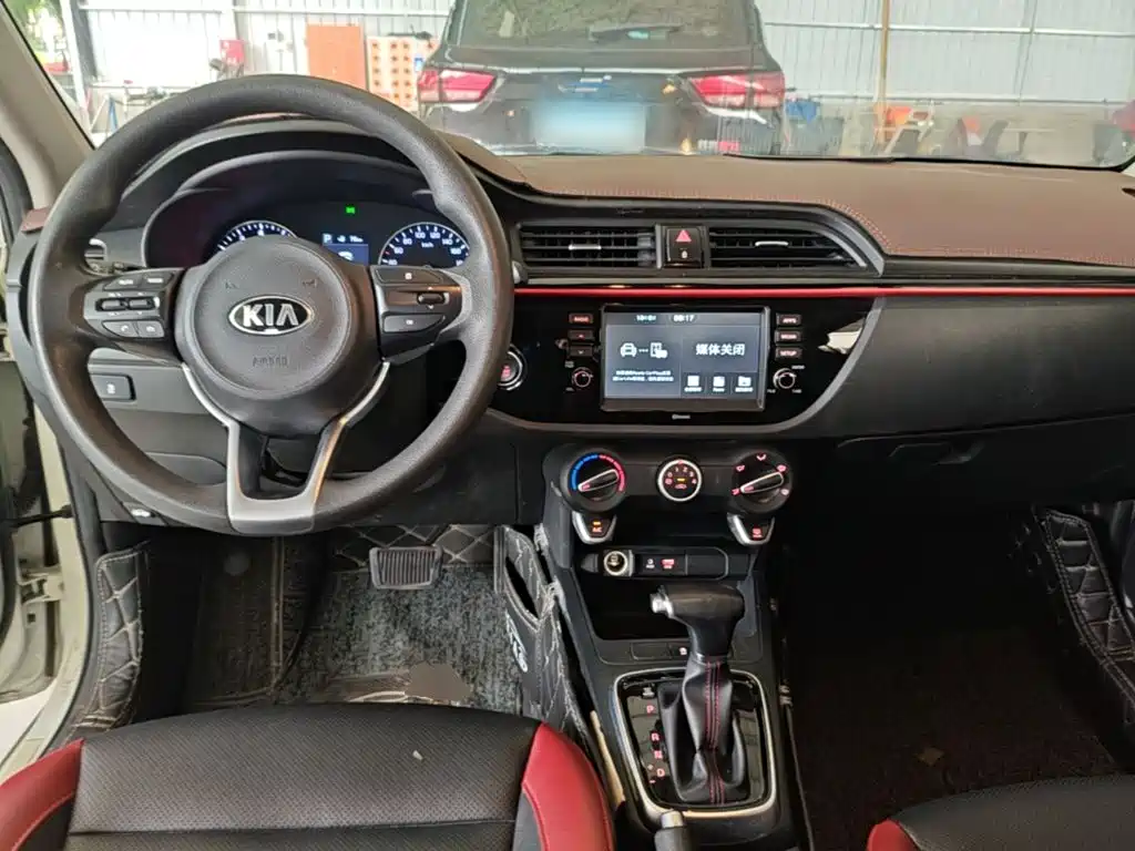 Kia KX Cross — фото 10