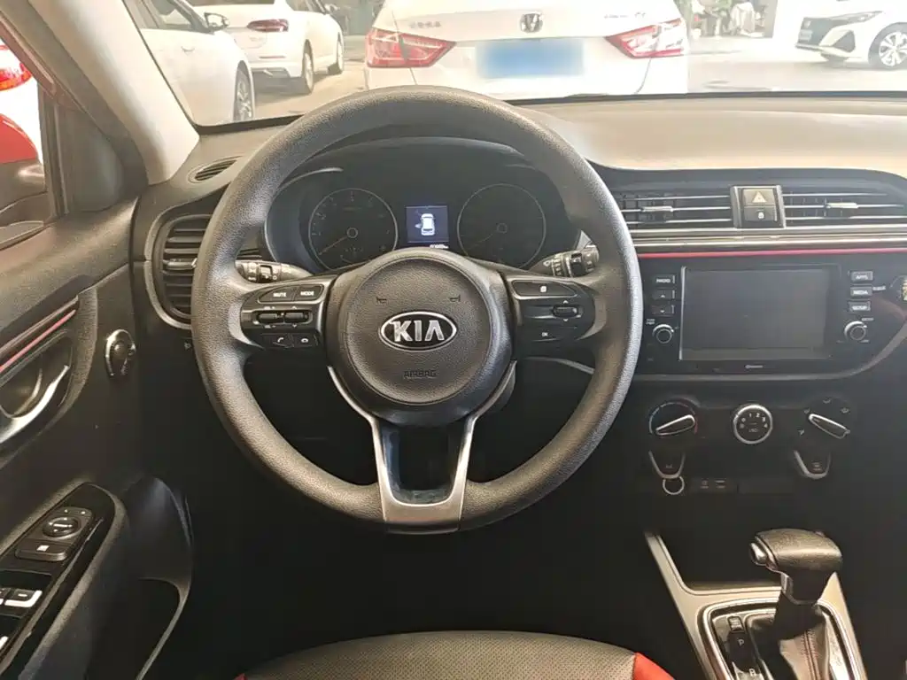Kia KX Cross — фото 11