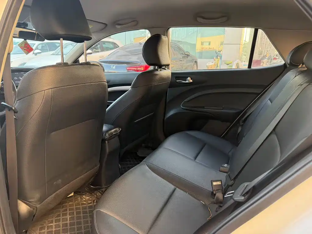 Kia KX1 — фото 8