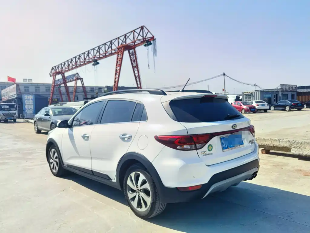 Kia KX Cross — фото 4