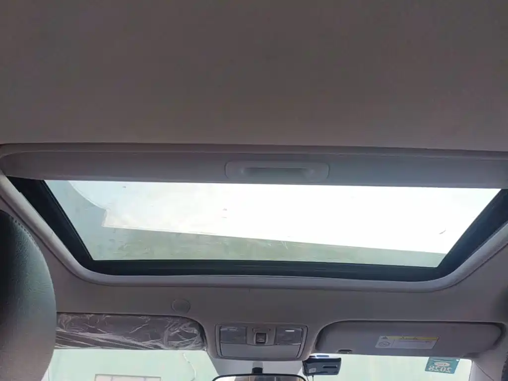 Kia KX1 — фото 18