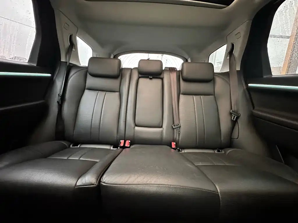 Land Rover Discovery Sport — фото 13