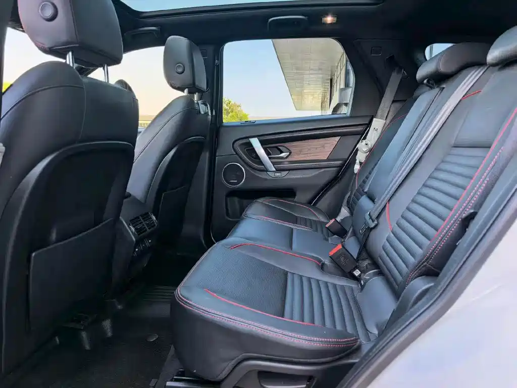 Land Rover Discovery Sport — фото 11