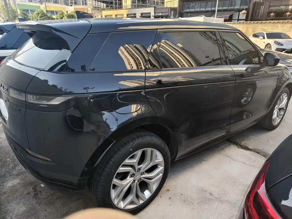 Land Rover Evoque — фото 6