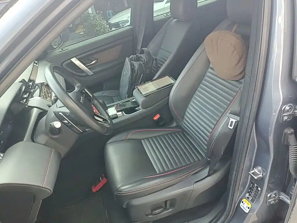 Land Rover Discovery Sport — фото 15