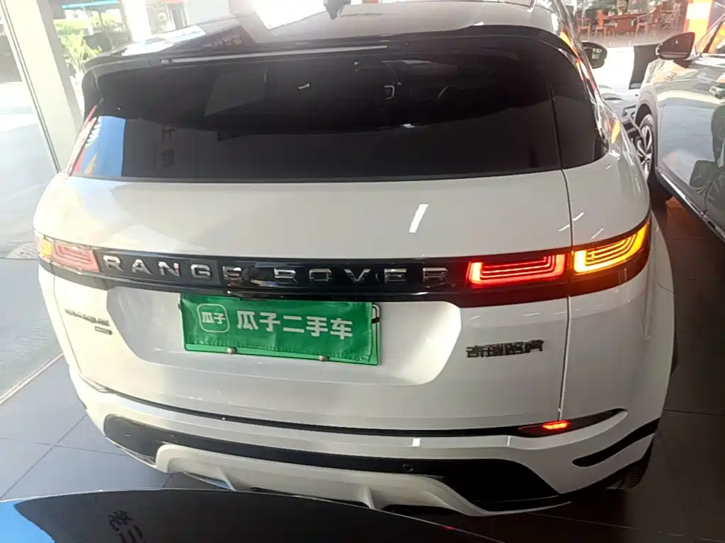 Land Rover Evoque PHEV — фото 6