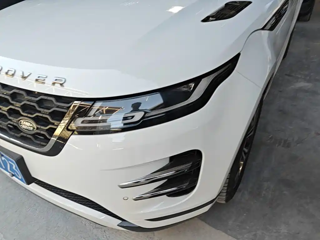 Land Rover Evoque — фото 24