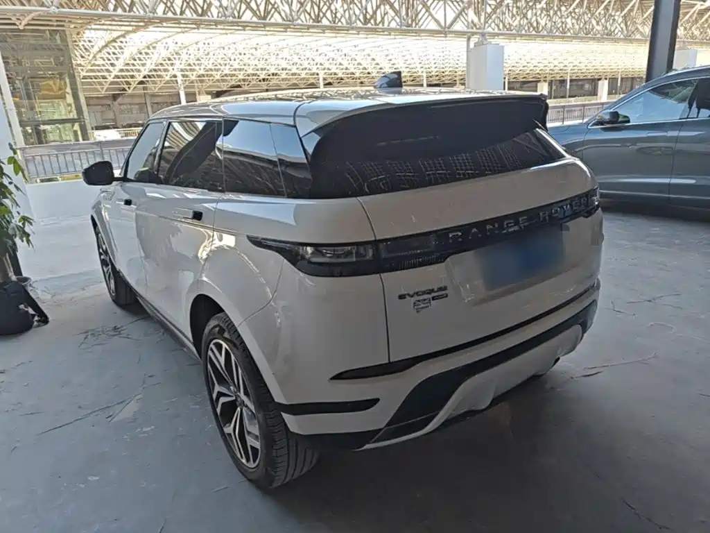 Land Rover Evoque — фото 5