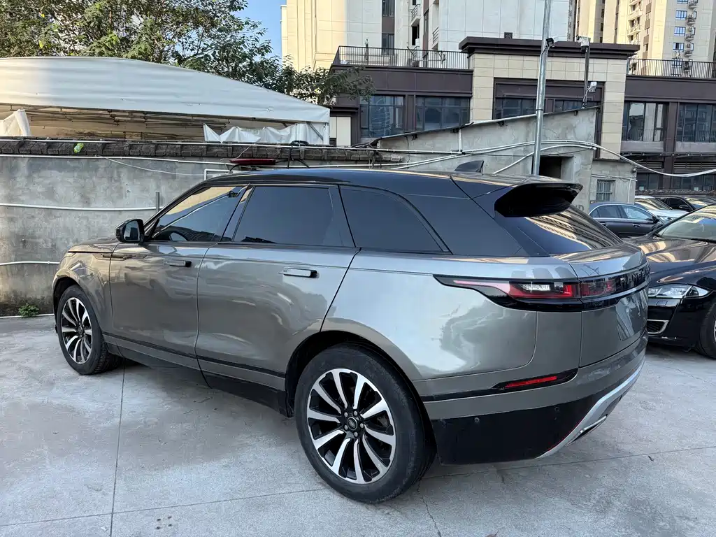 Land Rover Velar — фото 6