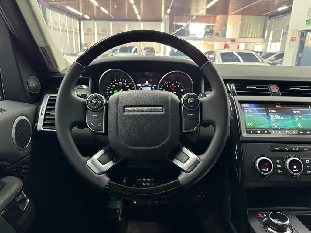 Land Rover Discovery — фото 12