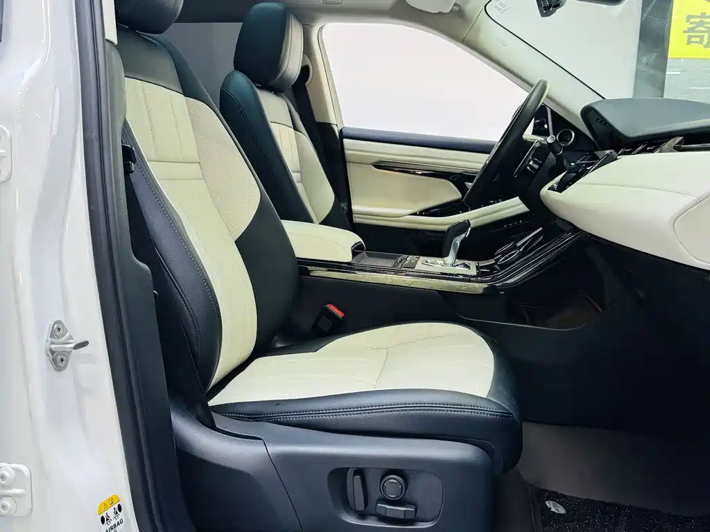 Land Rover Evoque — фото 15