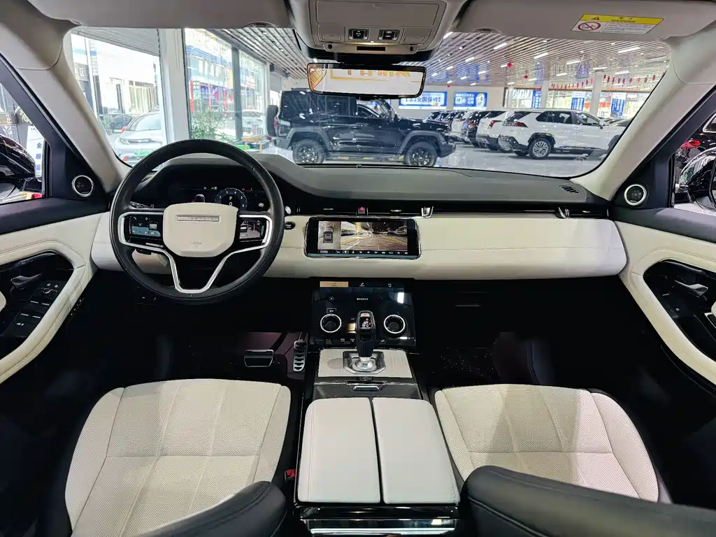 Land Rover Evoque — фото 17