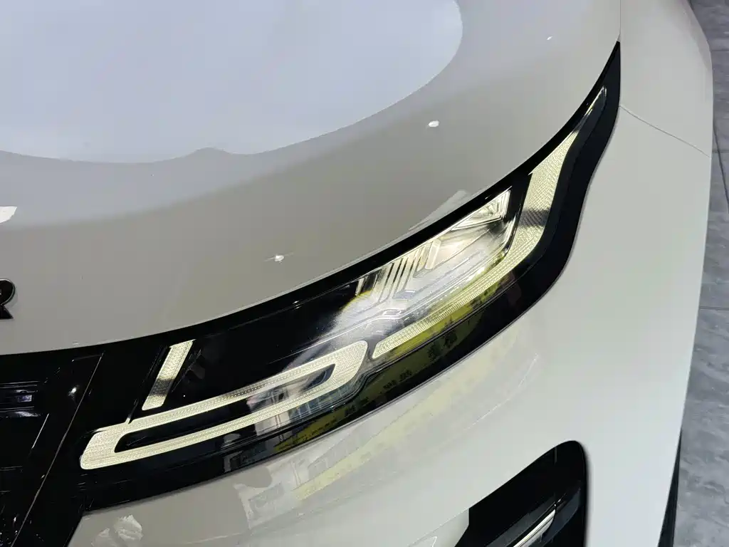 Land Rover Evoque — фото 7