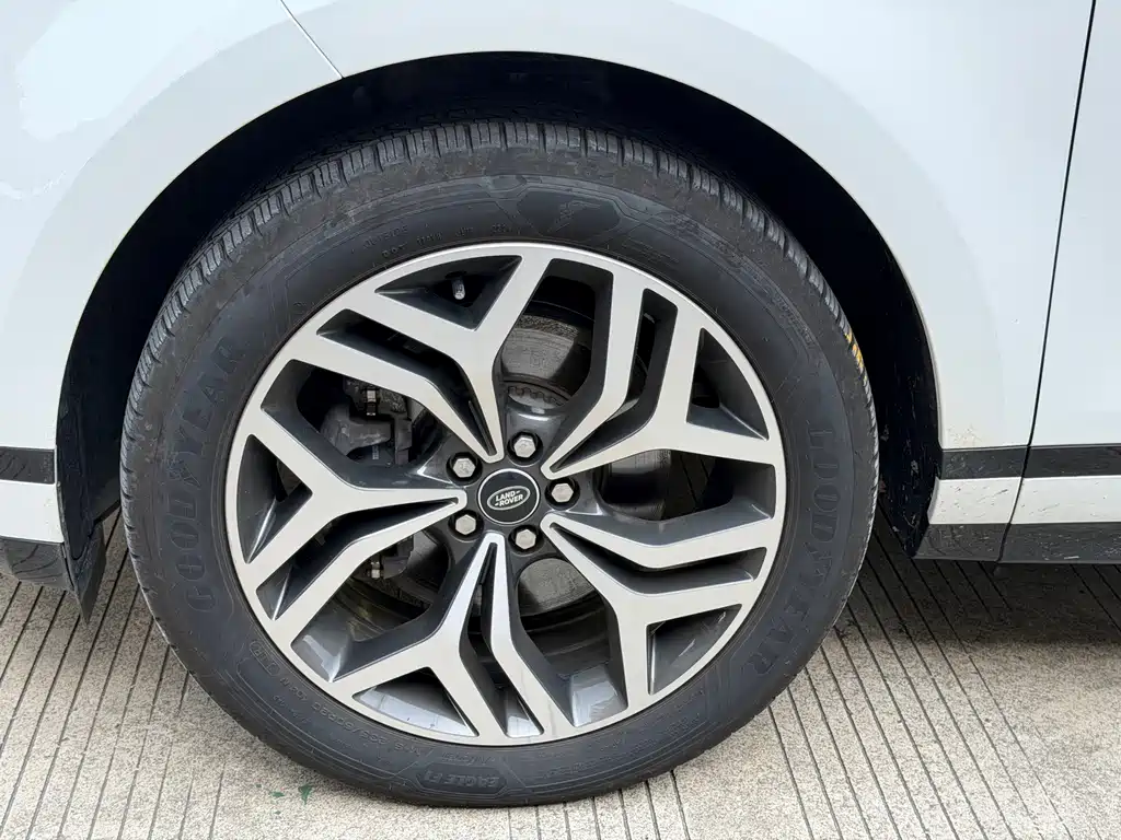 Land Rover Evoque — фото 7