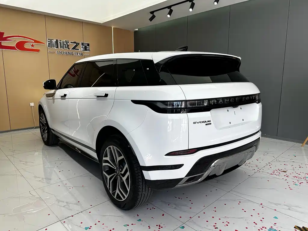 Land Rover Evoque — фото 4