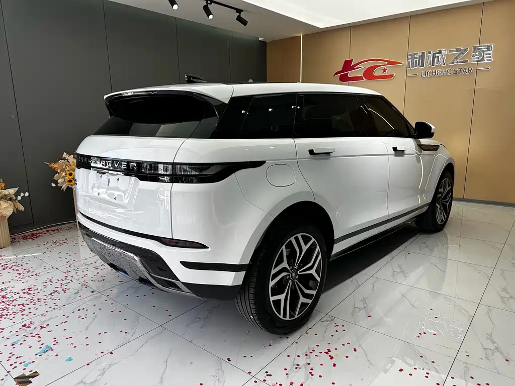 Land Rover Evoque — фото 6