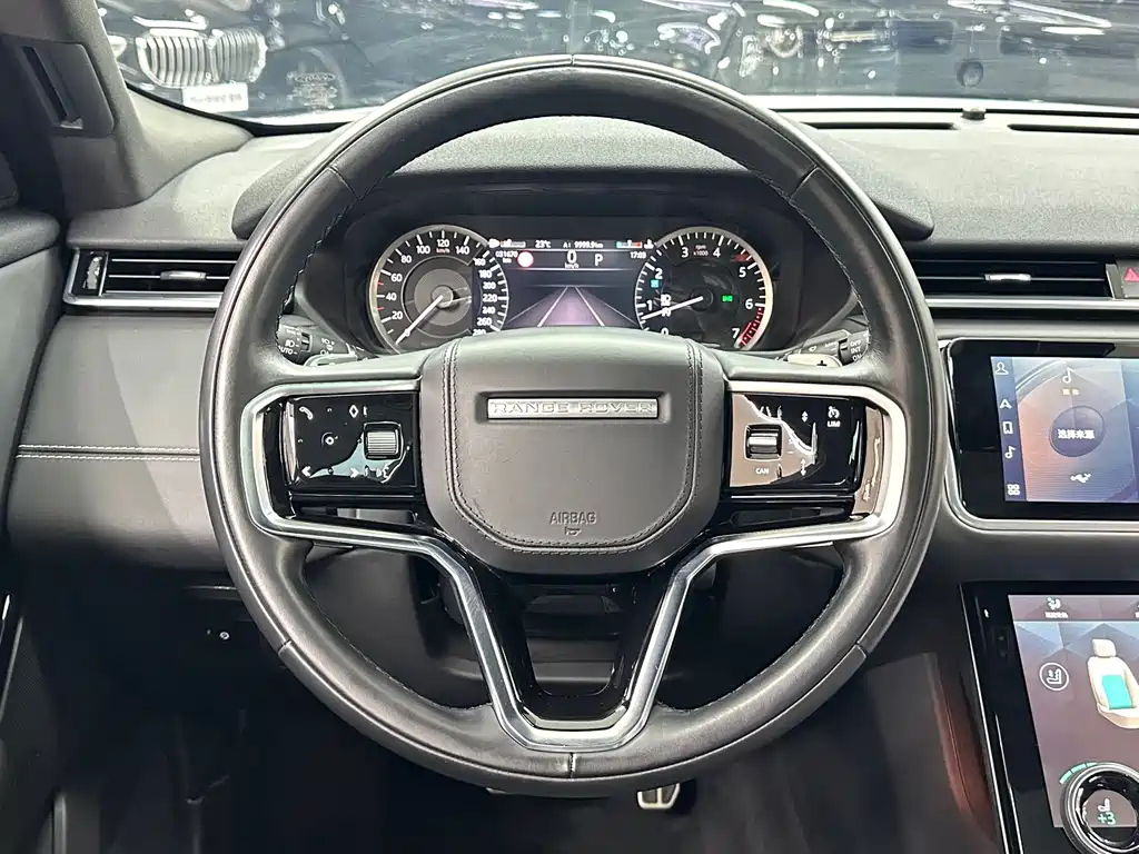 Land Rover Velar — фото 17