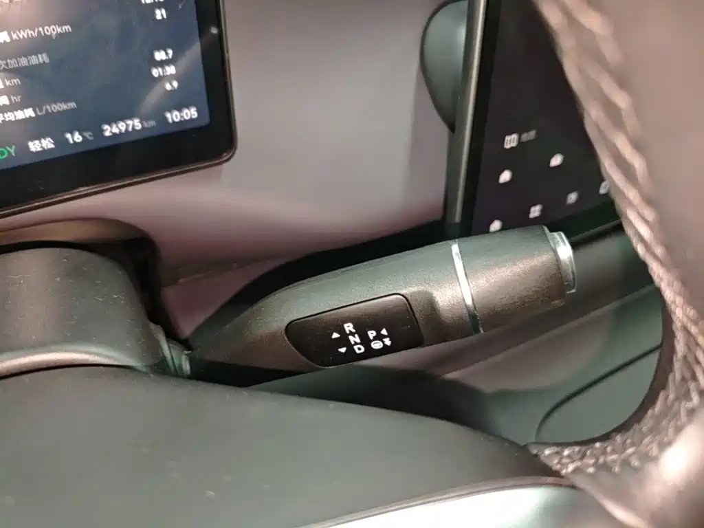 Leapmotor Leapmotor C10 — фото 14