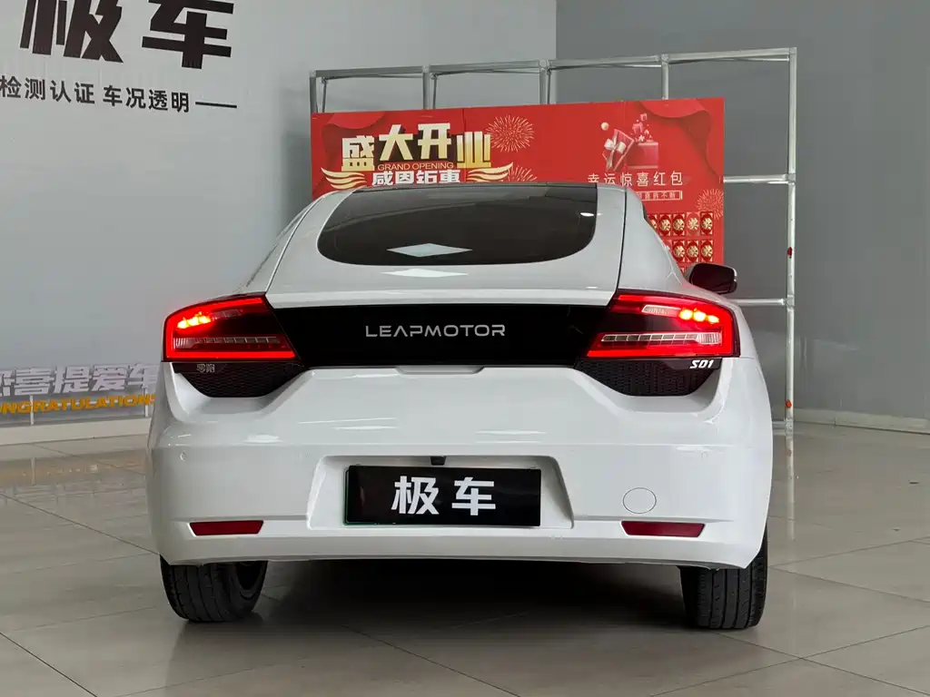 Leapmotor Leapmotor S01 — фото 7