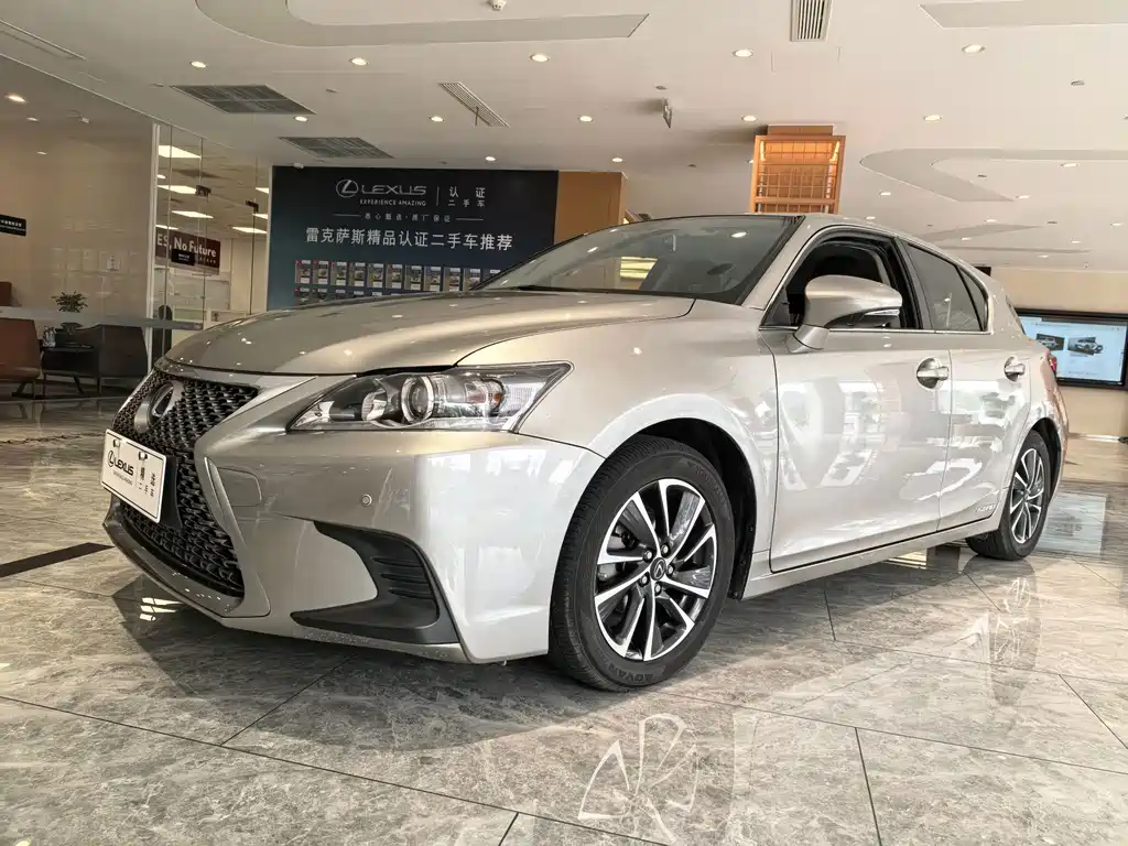 Lexus CT