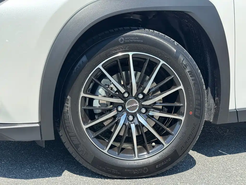 Lexus UX — фото 18