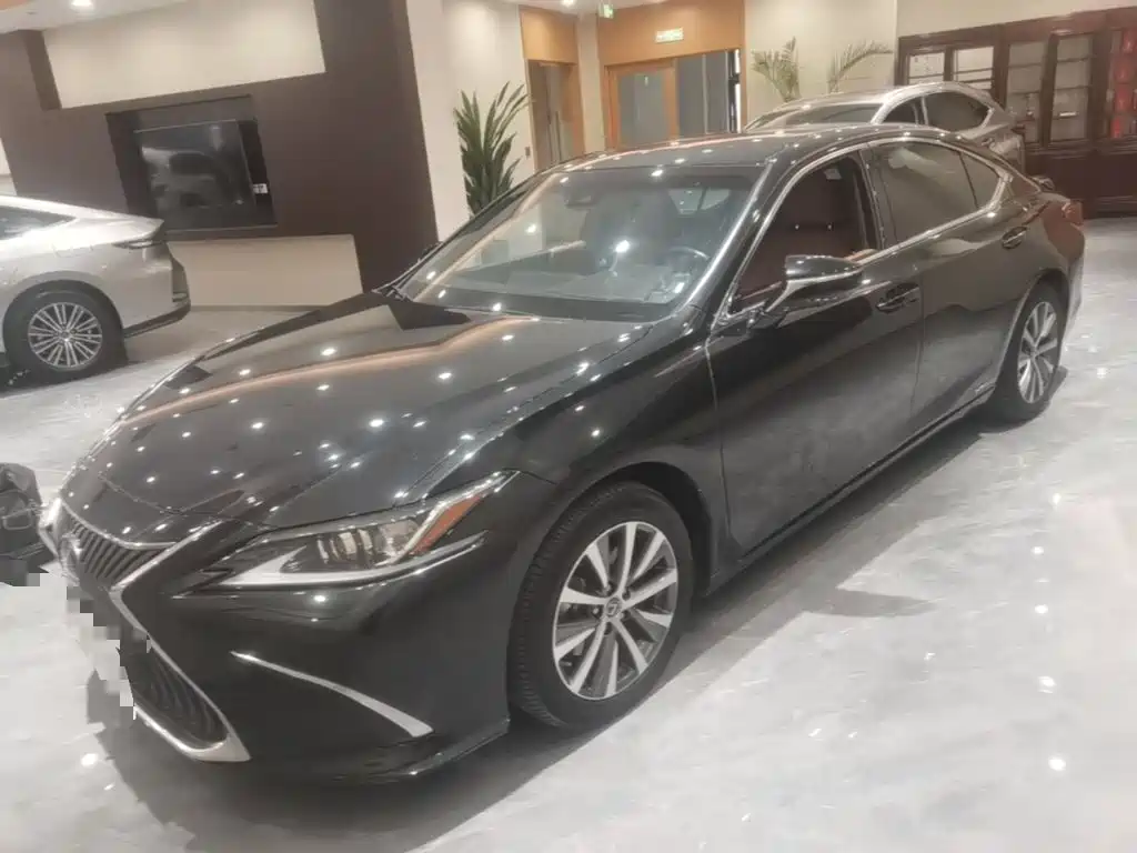 Lexus ES — фото 2