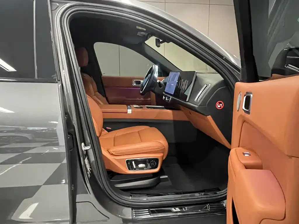 Li Auto Li L7 — фото 18