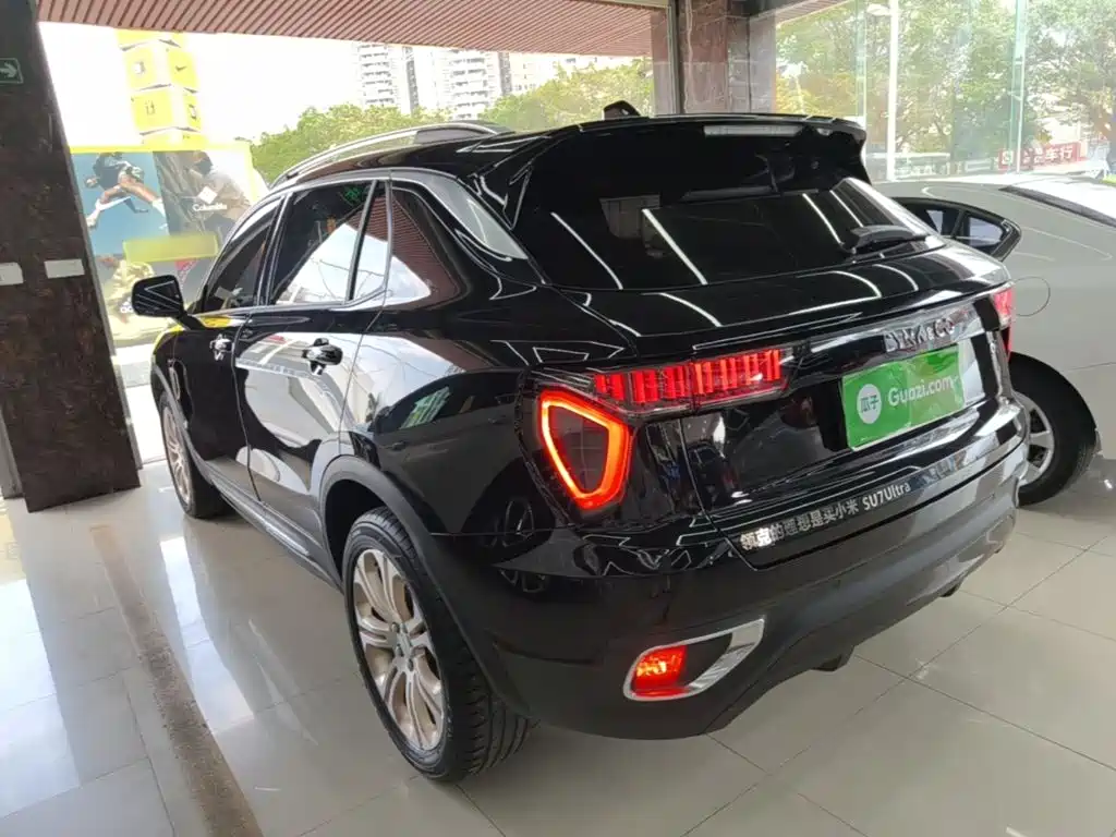Lynk & Co 01 — фото 5