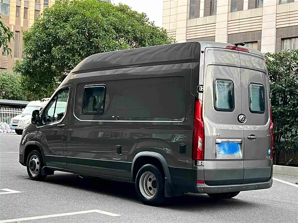 MAXUS V90 RV — фото 6