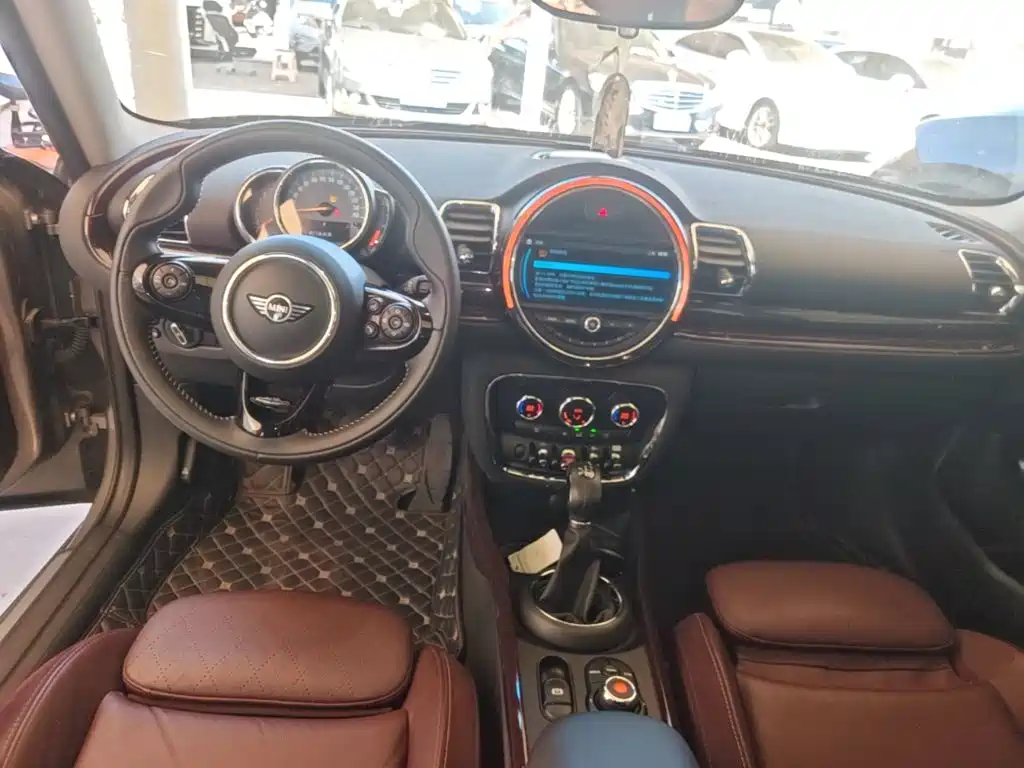 MINI Mini Clubman — фото 10