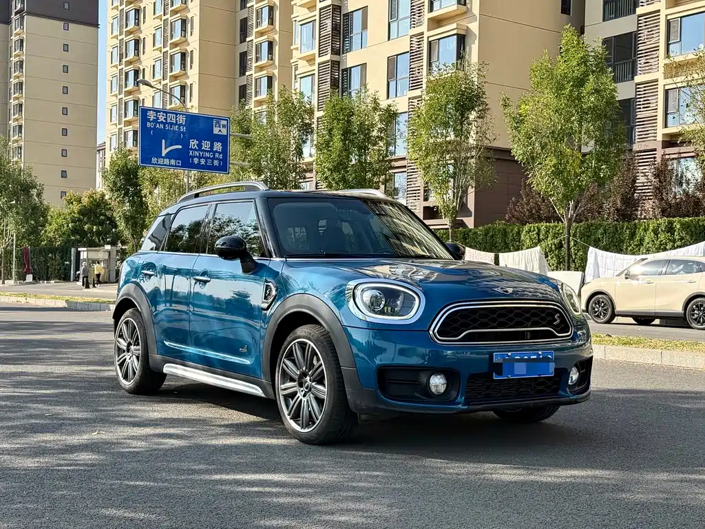 MINI Mini Countryman — фото 3