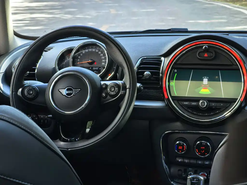 MINI Mini Clubman — фото 6