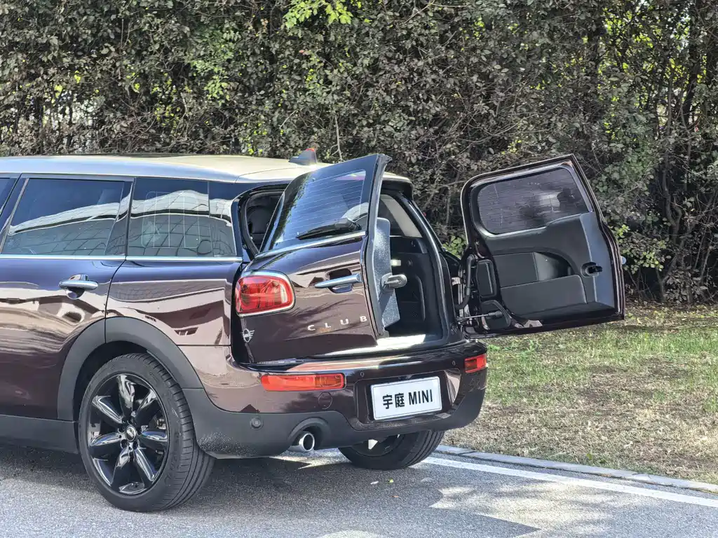 MINI Mini Clubman — фото 4